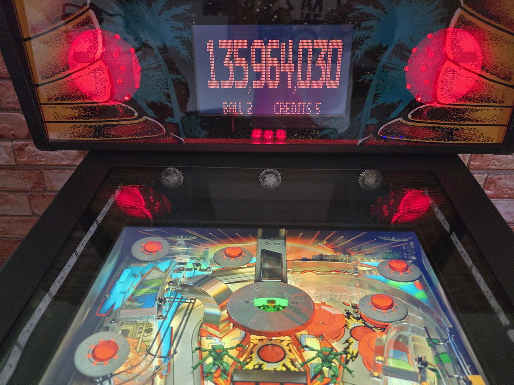 Pinball Virtual 4K 27.5" con PC Ryzen 7, GTX1060, 1800+ Juegos, DMD 7", Backglass 19", DOF con Solenoides, Shaker, PinUp Popper, Arcade con Trackball y Joystick