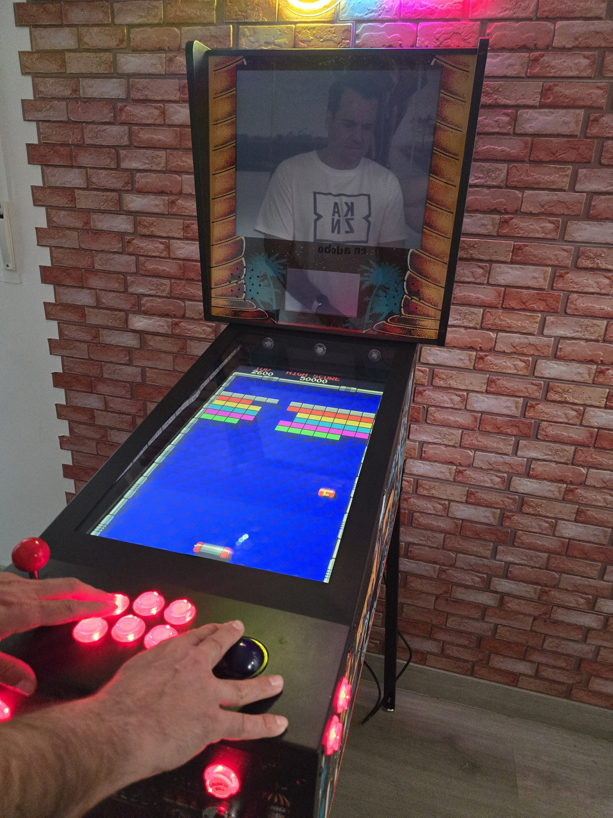Pinball Virtual 4K 27.5" con PC Ryzen 7, GTX1060, 1800+ Juegos, DMD 7", Backglass 19", DOF con Solenoides, Shaker, PinUp Popper, Arcade con Trackball y Joystick